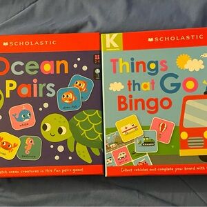 Scholastic Ocean Pairs & Things That Go Bingo Game Set - Red, Blue, Green